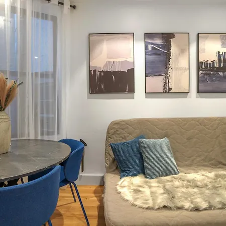 2 Bedroom In Manhattan *