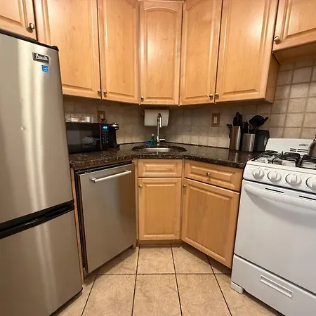Upper West Side Apartment *