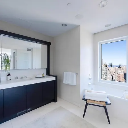 Apartment Luxury Penthouse With Panoramic Hudson River Views *