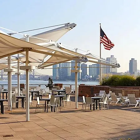Waterside Plaza Full Service Luxury 3 Bedroom *