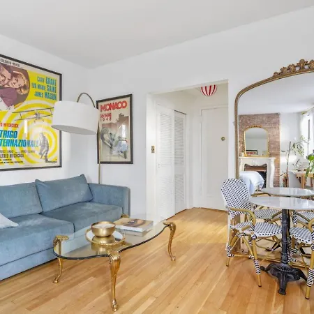 Cozy West Village Hudson River Views *