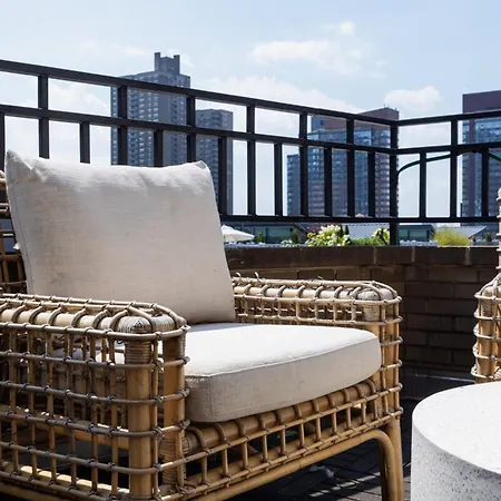 809 Midtown Apartment