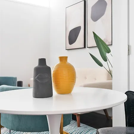 Apartment 444 Midtown