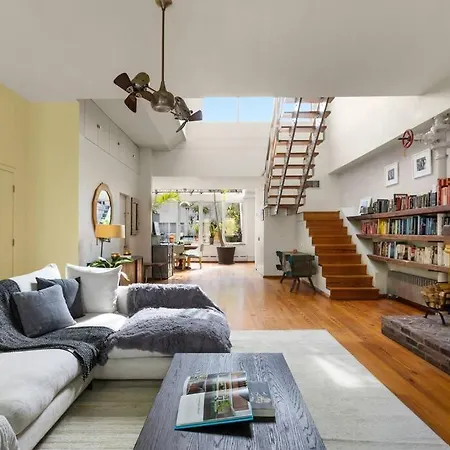 Village Place By Stayhaus 2br With 3 Terraces