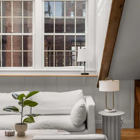 Macdougal Classic 1br Brick Loft In Greenwich Village New York