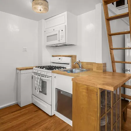 Macdougal Classic 1br Brick Loft In Greenwich Village * New York