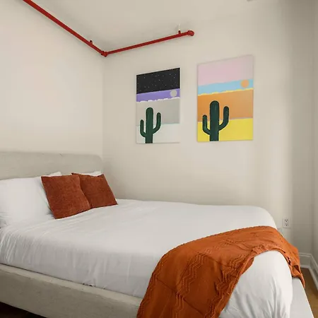 Broadway Terrace Sunlit 1br With Private Balcony Apartment *