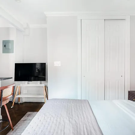 234 Mott-9 Prime Soho Cozy New Wd In-unit * New York