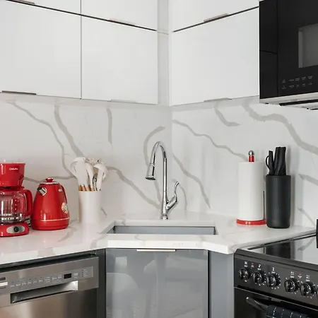 22-3b Sleek Modern 1br Gramercy New York
