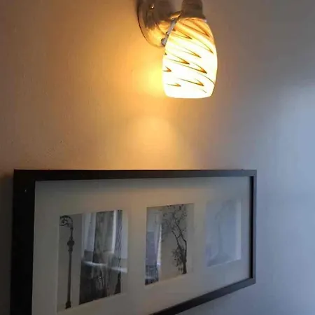 Cozy In Kew Gardens 20 Minutes To Midtown Manhattan *