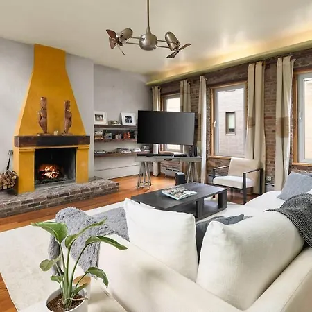 Village Place By Stayhaus 2br With 3 Terraces