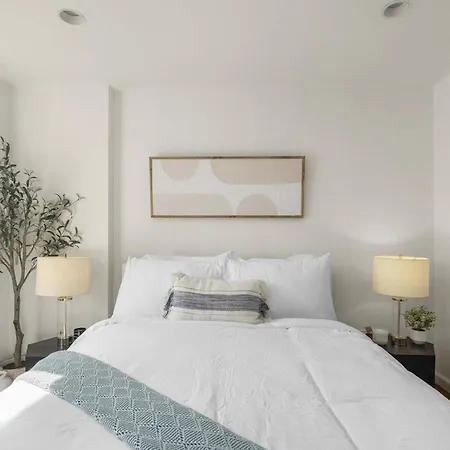 Apartment Cooper Place 1br Loft With Balcony In Elevator Building New York