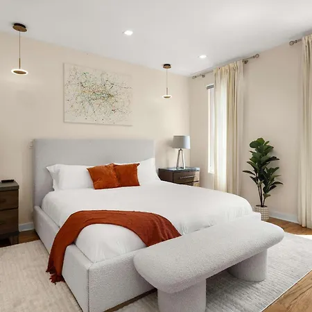 Bushwick Townhouse By Haus Modern 3br With Private Yard New York
