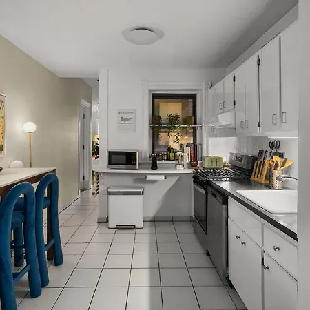 Apartment Clinton Duplex By Stayhaus 2br With Private Yard