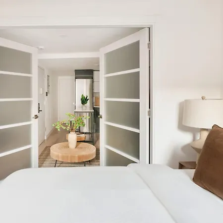 22-4a Sleek Modern 1br Gramercy Apartment New York