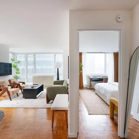 Apartment 43-20a Newly Furnished 1br- Full Service Doorman Laundry Gym Business Center New York