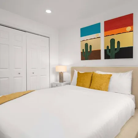 Apartment Cooper Terrace 1br Light-filled Loft With Balcony In Elevator Building