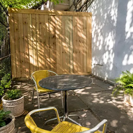 Stylish Harlem Duplex With Private Patio Near Park