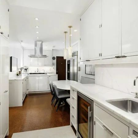 Apartmnet With Park Views