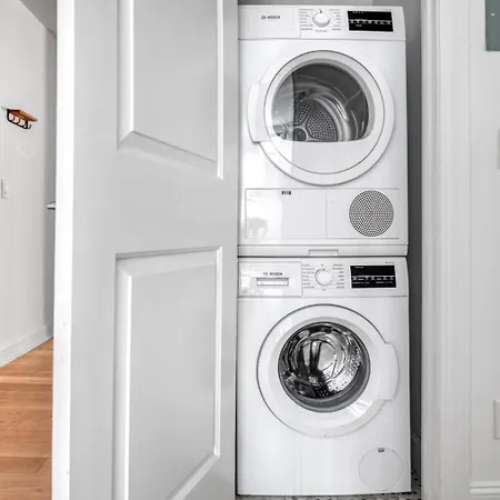 Apartment Midtown 2br W Doorman Wd Nr Grand Nyc-802 New York