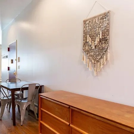 Apartment Beautiful 2-bedroom Townhouse Nyc New York