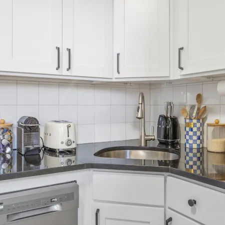 Apartment Cozy West Village Hudson River Views *