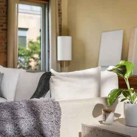 Village Place By Stayhaus 2br With 3 Terraces Apartment New York