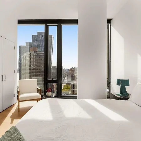 Embassy I 21st Floor 2br With Doorman Gym Pool * New York