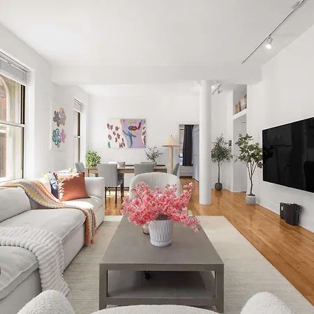 Apartment Seaport Place By Stayhaus Floor-through 1br Loft New York