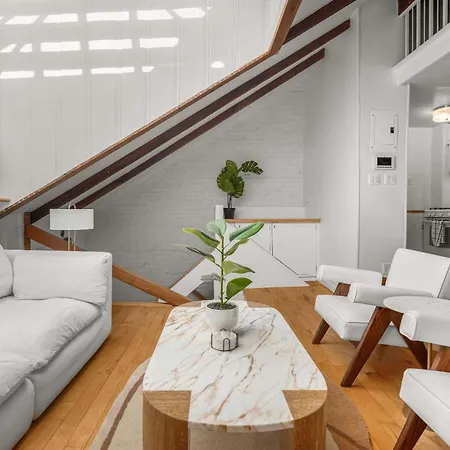 Macdougal Classic 1br Brick Loft In Greenwich Village