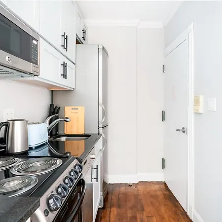234 Mott-9 Prime Soho Cozy New Wd In-unit Apartment *