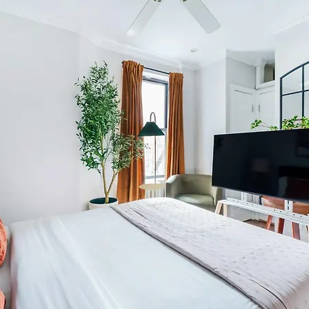 Apartment 234 Mott-9 Prime Soho Cozy New Wd In-unit New York