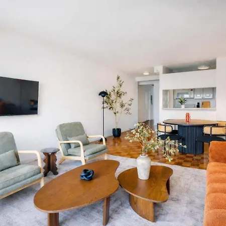 Apartment 43-4d Newly Furnished 2br Full Service 24h Doorman Laundry Gym