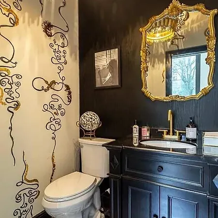 Williamsburg Townhouse 3br Townhouse With Private Garden Apartment *