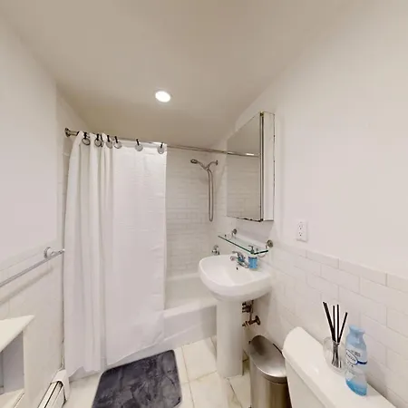 Cooper Place 1br Loft With Balcony In Elevator Building