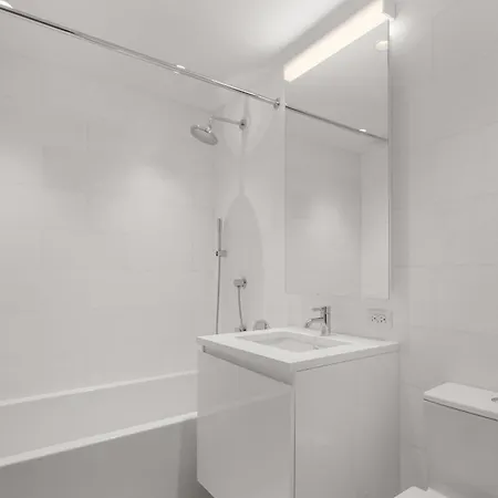Embassy Ii 24th Floor 2br With Doorman Gym Pool Apartment *