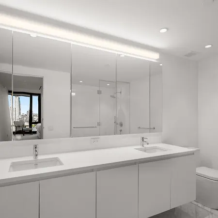 Apartment Embassy Ii 24th Floor 2br With Doorman Gym Pool *
