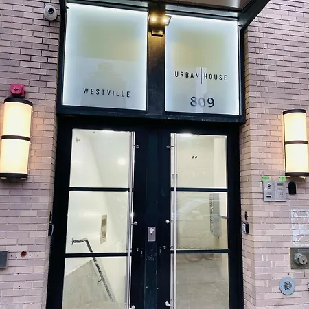 809 Midtown