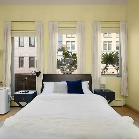 Apartment Village Place By Stayhaus 2br With 3 Terraces New York