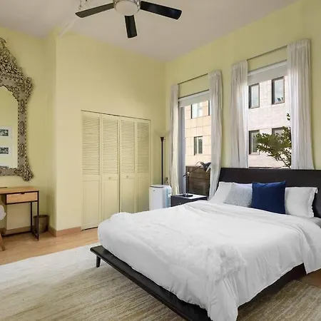 Village Place By Stayhaus 2br With 3 Terraces Apartment