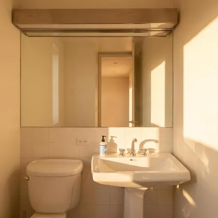 Apex Executive - Ues Ny Apartment