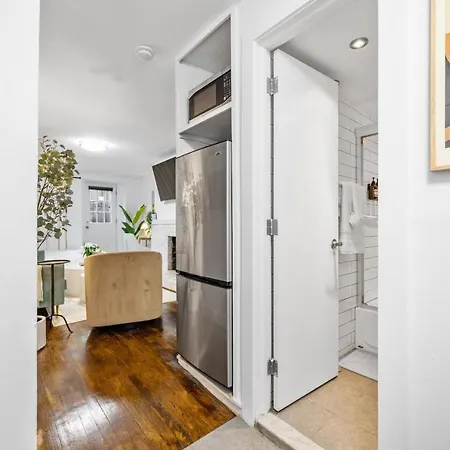 Chelsea Flat Private Garden Grill High Line Apartment New York