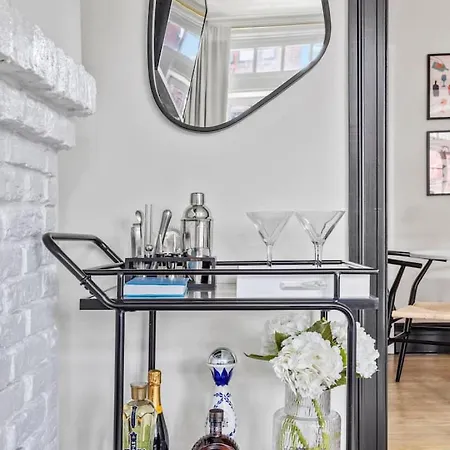 West Village Penthouse, Modern, Charming Apartment *