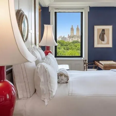 Ultra-luxury Fifth Avenue Apartment *