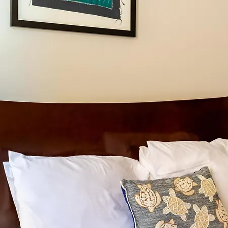 Beautiful 2-bedroom Townhouse Nyc New York