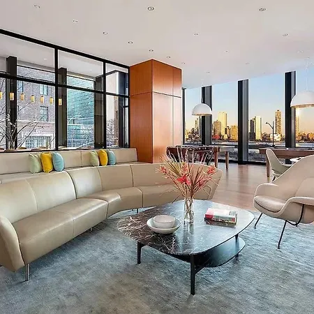 Embassy I 21st Floor 2br With Doorman Gym Pool