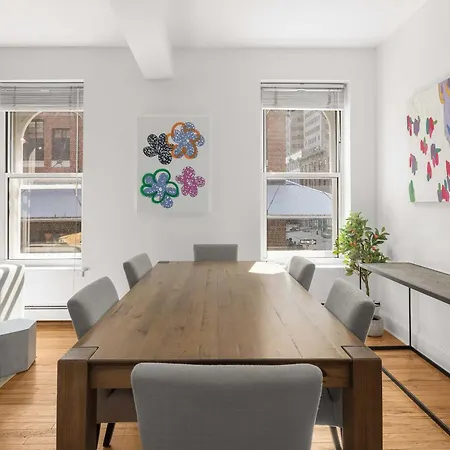 Seaport Place By Stayhaus Floor-through 1br Loft * New York