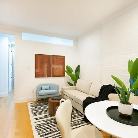 444 Midtown * New York