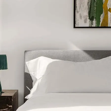 Embassy I 21st Floor 2br With Doorman Gym Pool New York