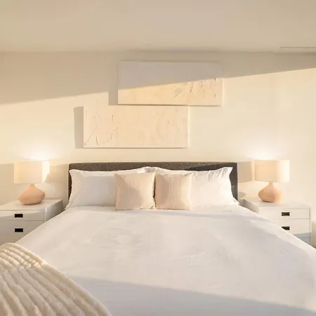 Apex Executive - Ues Ny Apartment